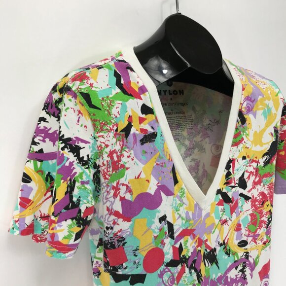 Nylon x Urban Outfitters by Jonathan Zawada V-Neck Tee Women's Small Cotton Art - Picture 4 of 11